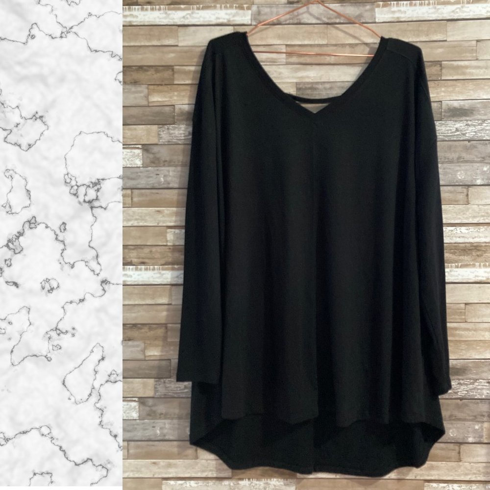 Falls Creek Oversized Black Long-sleeved Tunic Size 1X